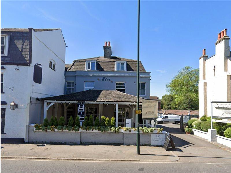 Hampton Court Hotel 이스트 몰시 외부 사진